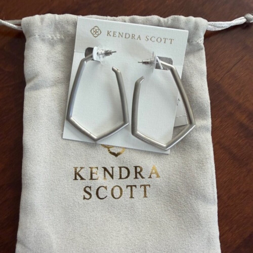 NWT Kendra Scott Lonnie Half Hoop Earrings Matte Silver Rhodium Plated
